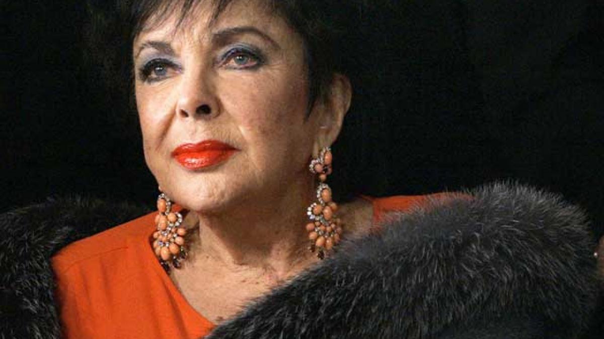 Elizabeth Taylor a murit la 79 de ani