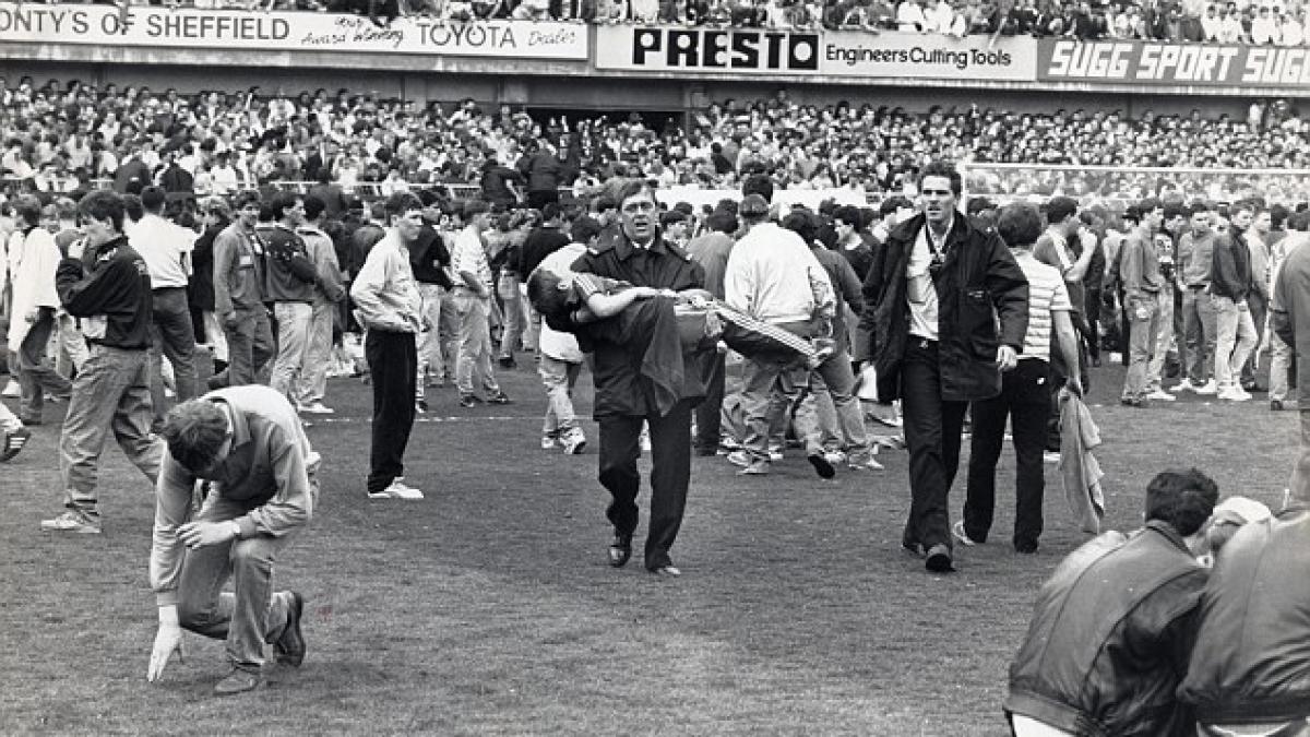 22 de ani după Hillsborough: Englezii reintroduc locurile în picioare pe stadioane