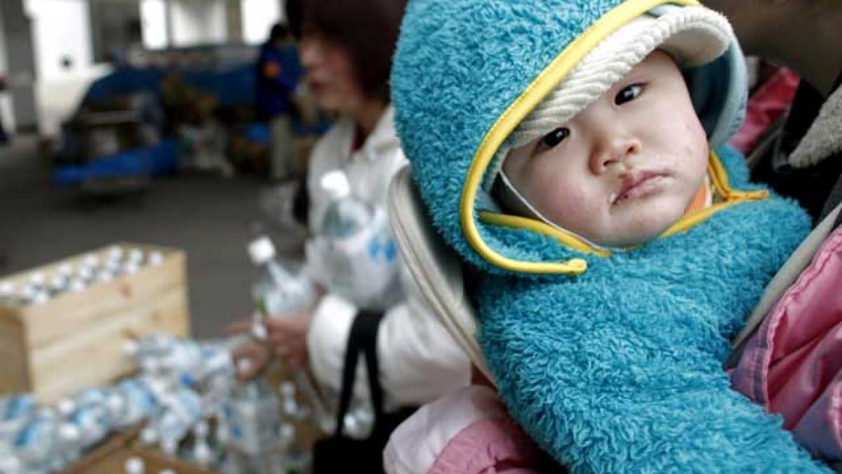 Muncitorii de la Fukushima plătesc preţul curajului