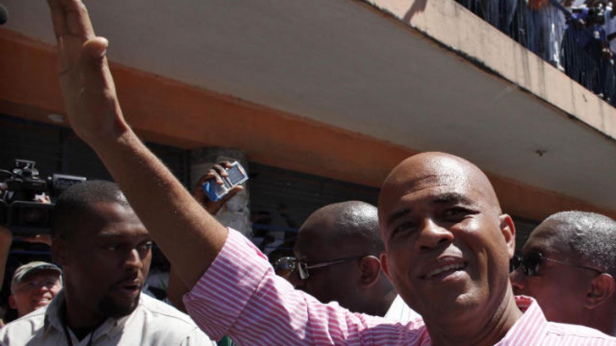 Noul preşedinte haitian este un...cântăreţ – video
