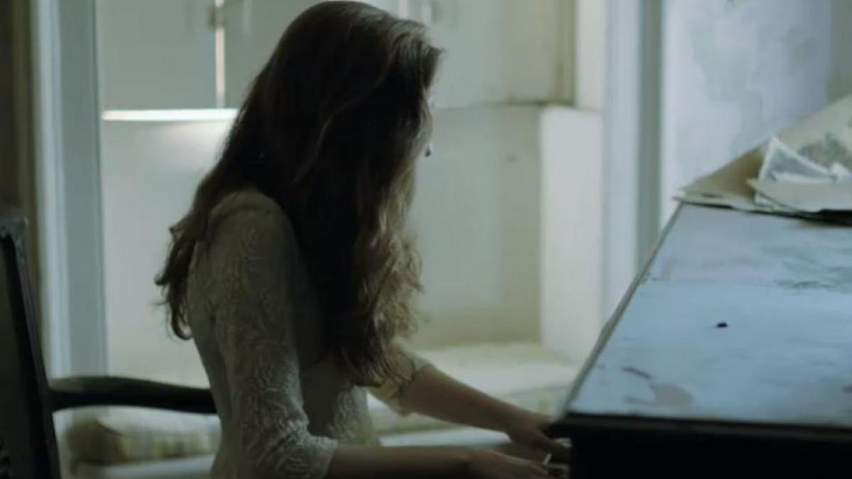 La 14 ani, Birdy e noua senzaţie care ia cu asalt topurile britanice (Video)
