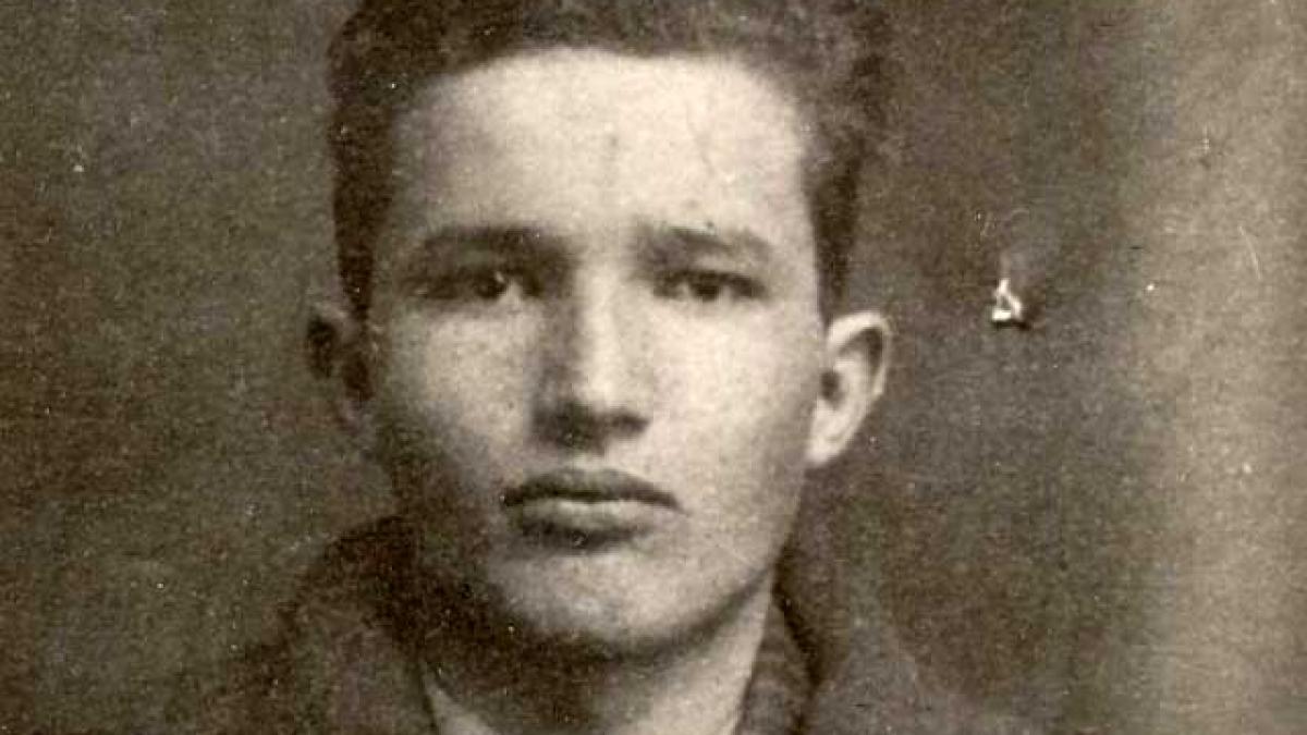 Nicolae Ceauşescu a fost premiant în şcoala primară