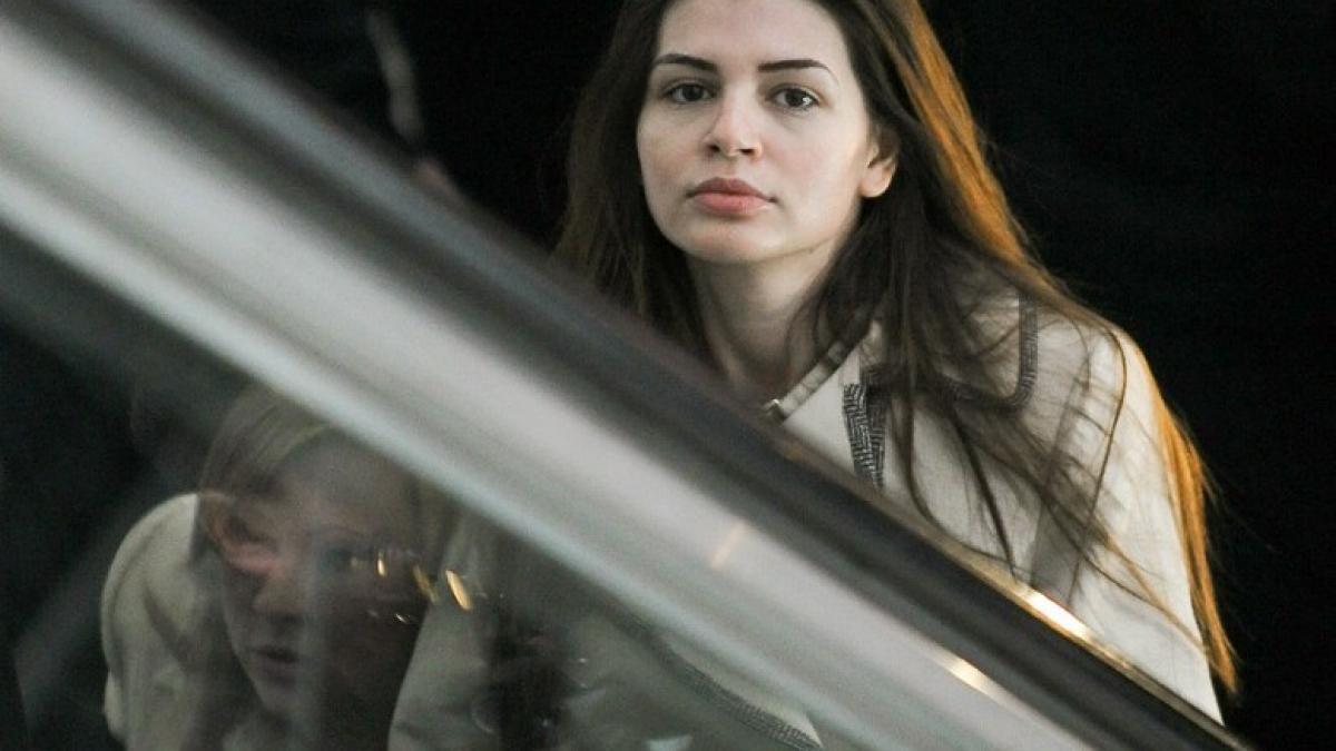 Irinel Columbeanu: Copilul plânge în continuu şi mă roagă "să nu o dau la mama"