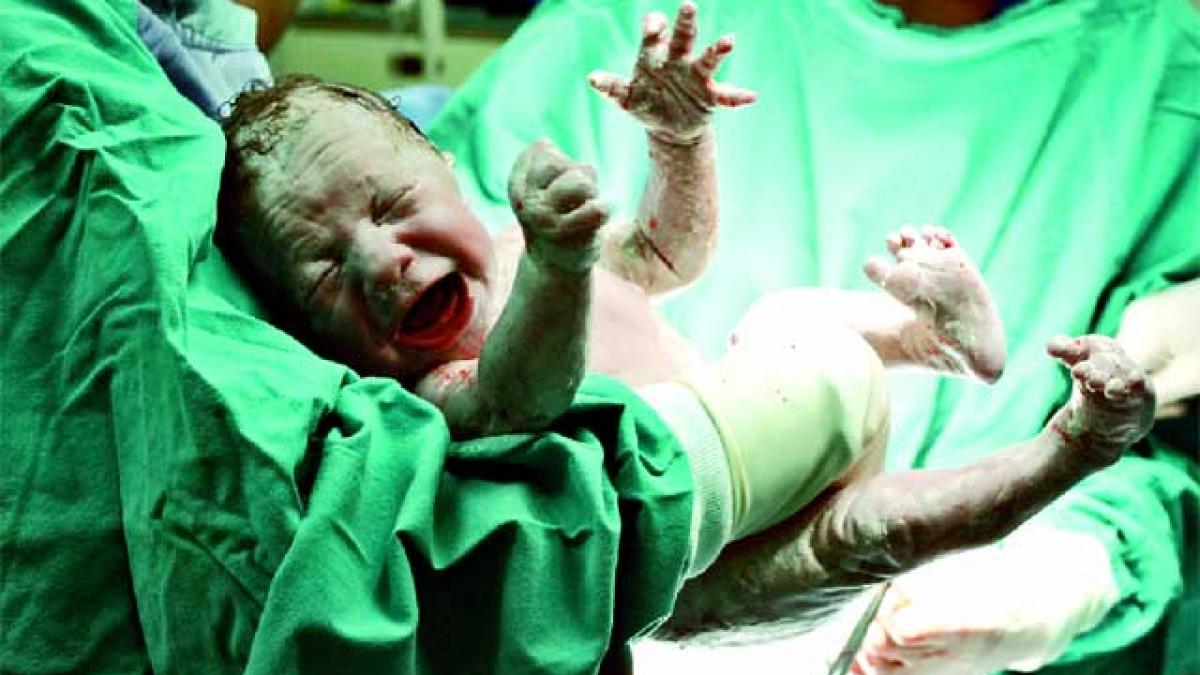 Cezariana – între    necesitate şi trend!