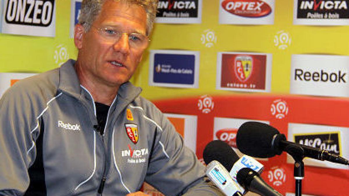 Boloni îl laudă pe Mourinho: "Este competent şi foarte inteligent!"