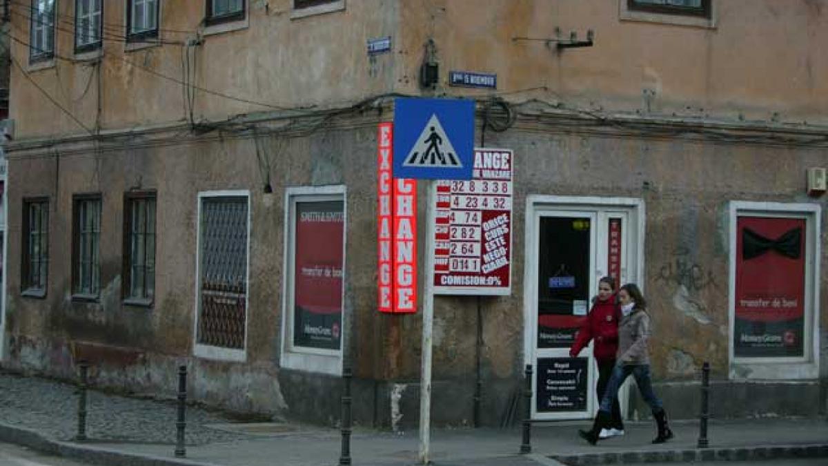 Procurorii braşoveni se spală pe mâini de dosarul unei crime duble