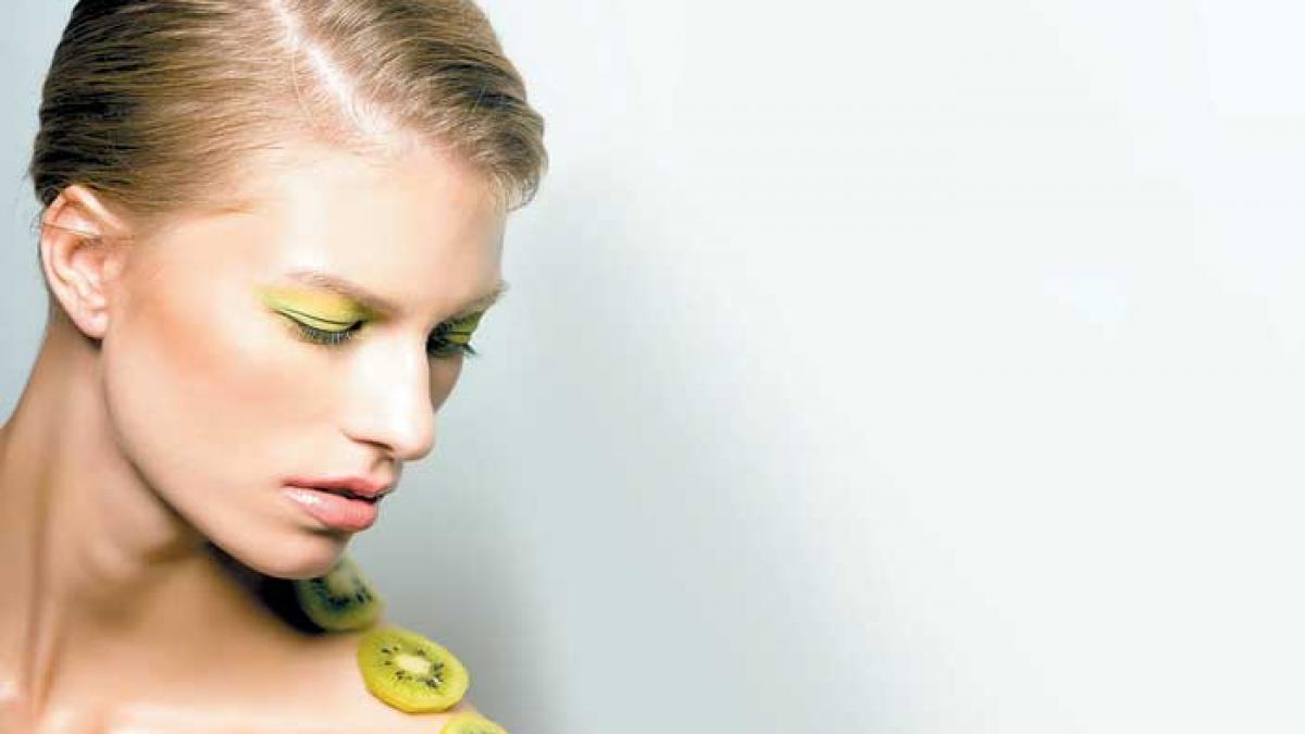 Trusa de cosmetice bio.