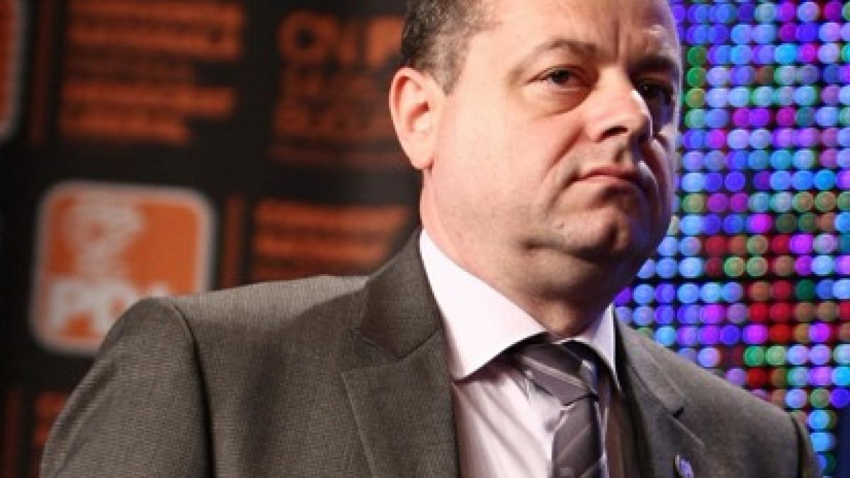 Banias: Poliţia a sunat la uşă dimineaţa şi apoi m-a escortat la Bucureşti.
