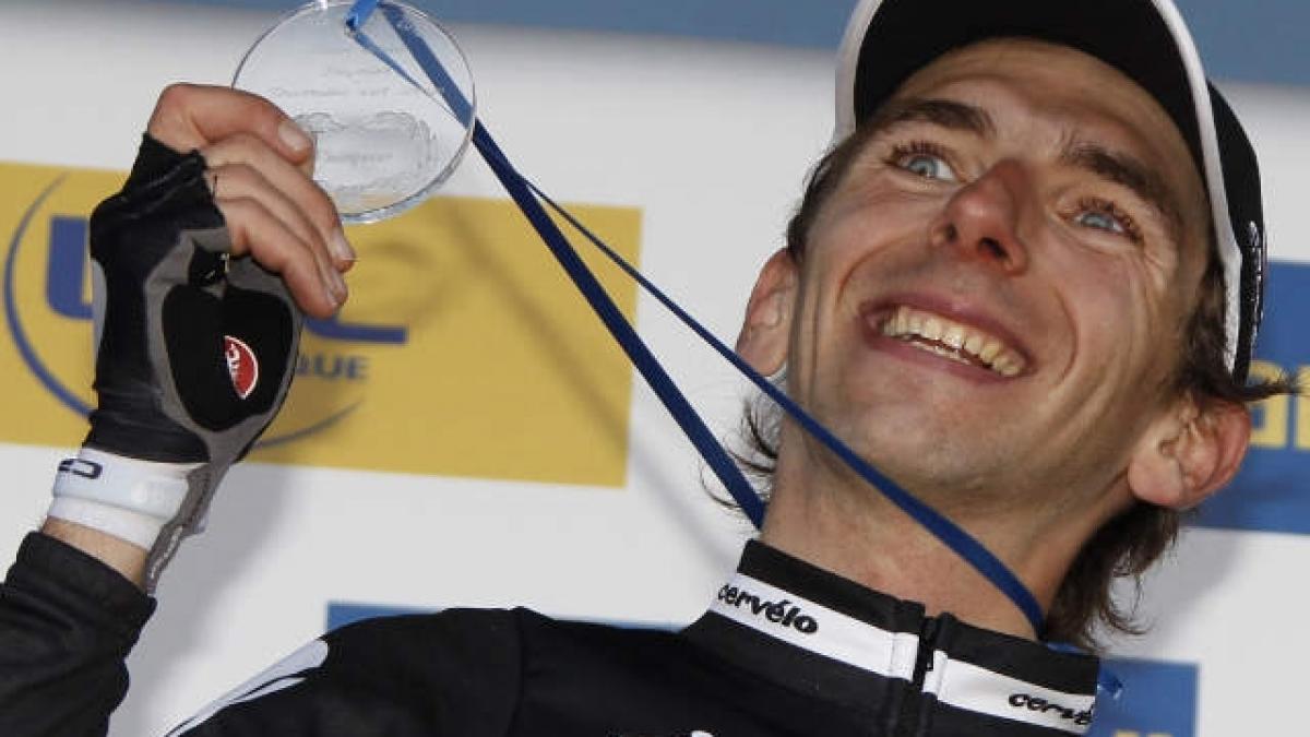 Ciclistul Xavier Tondo a murit strivit de propria maşină.