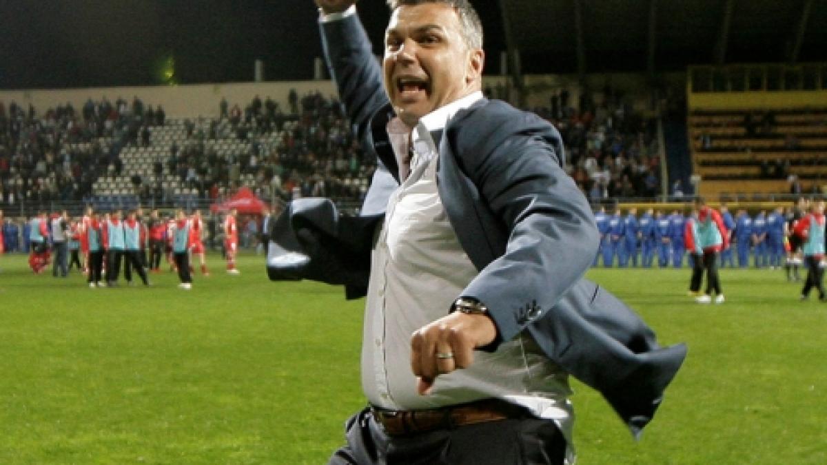 Olăroiu nu rămâne la Steaua.