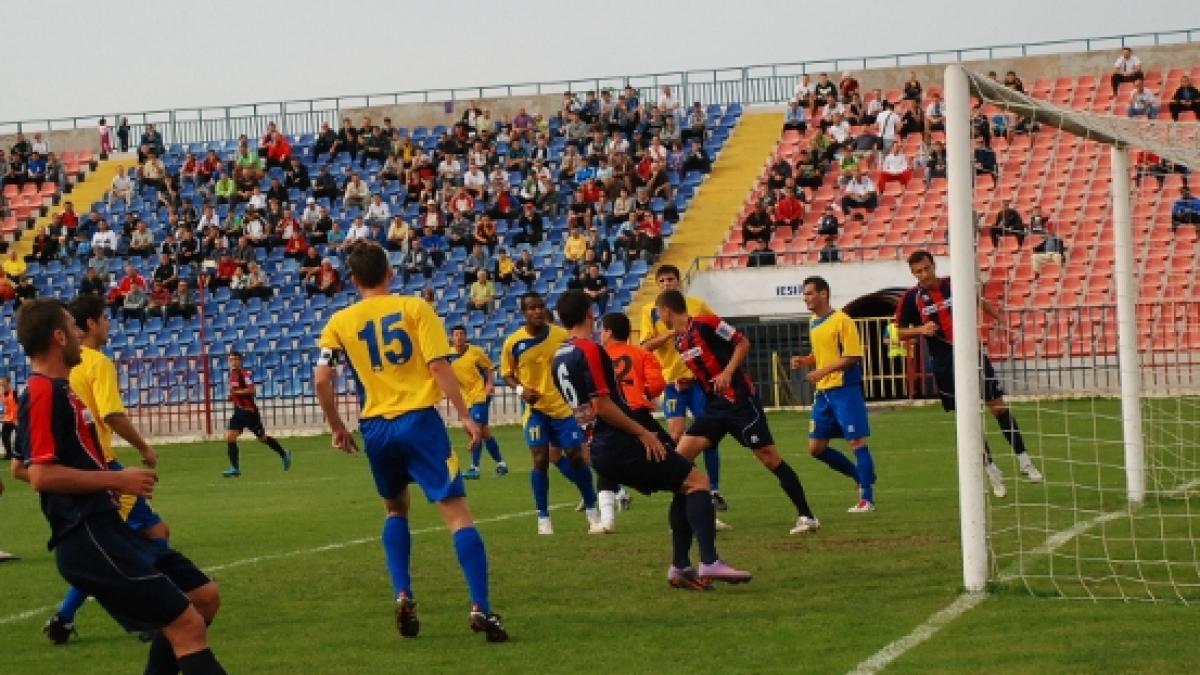Liga2, Etapa a 29-a: FC Bihor şi Petrolul au căzut la pace.