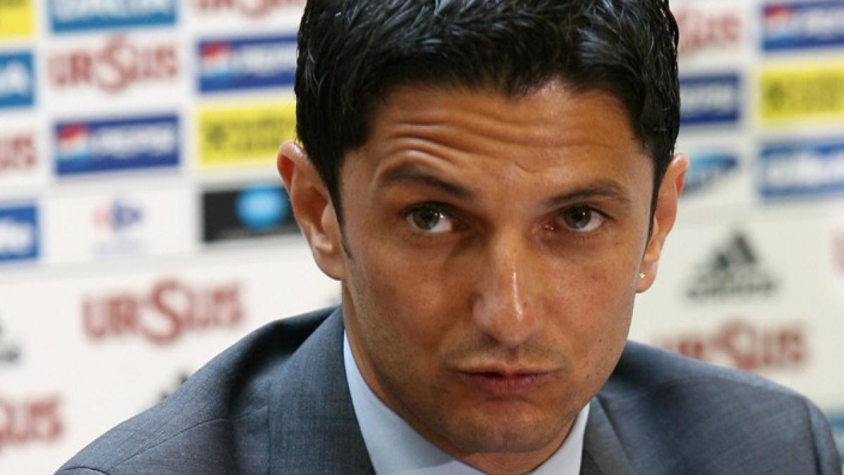 Răzvan Lucescu şi-a dat demisia de la naţională şi merge la Rapid.