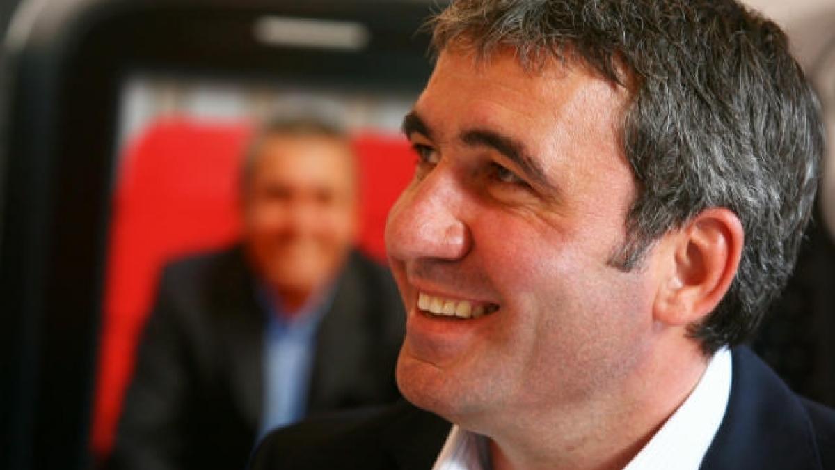 FRF l-a ofertat oficial pe Hagi pentru postul de selecţioner.