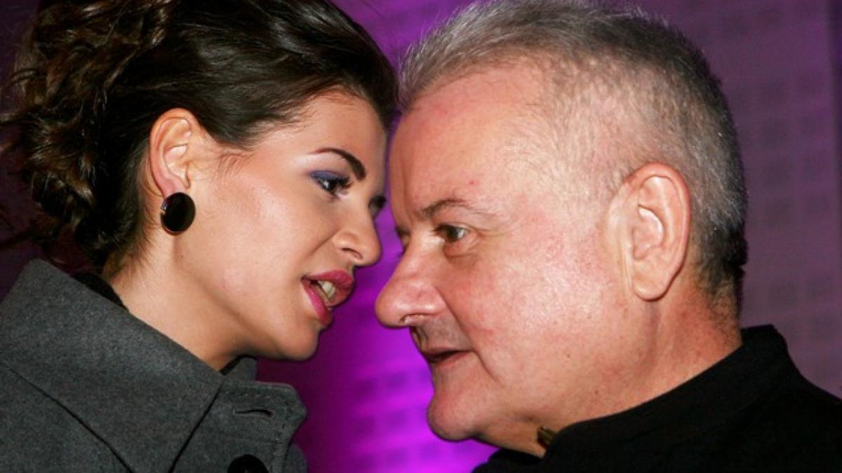 Lovitură de teatru: Moni o pierde pe Irinuca.