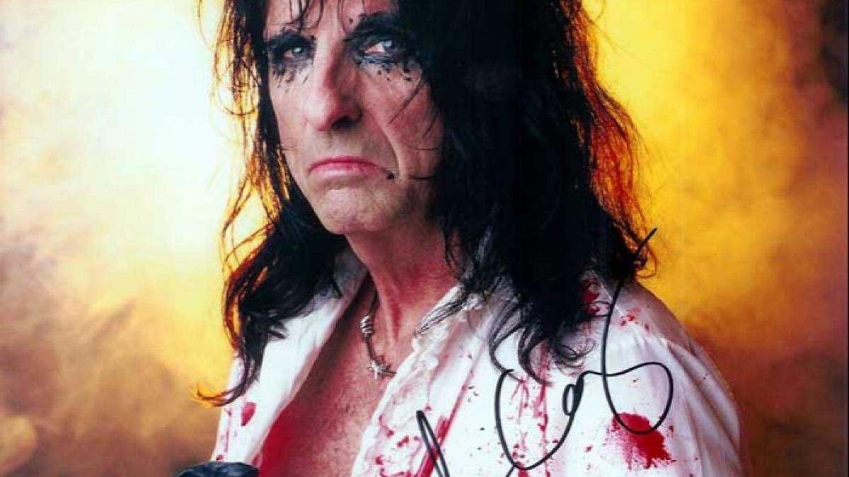 Omul zilei: Alice Cooper.