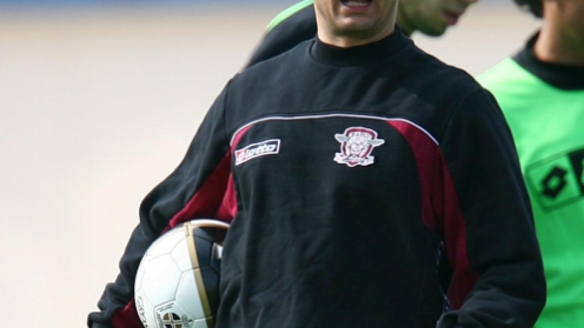 Răzvan Lucescu a condus primul antrenament al Rapidului.