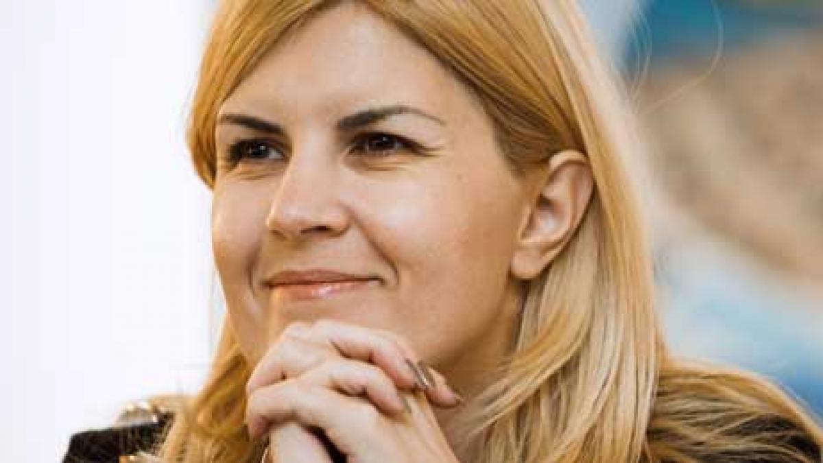 Udrea este mai bogată cu circa 734.000 de lei şi 70.000 de euro.