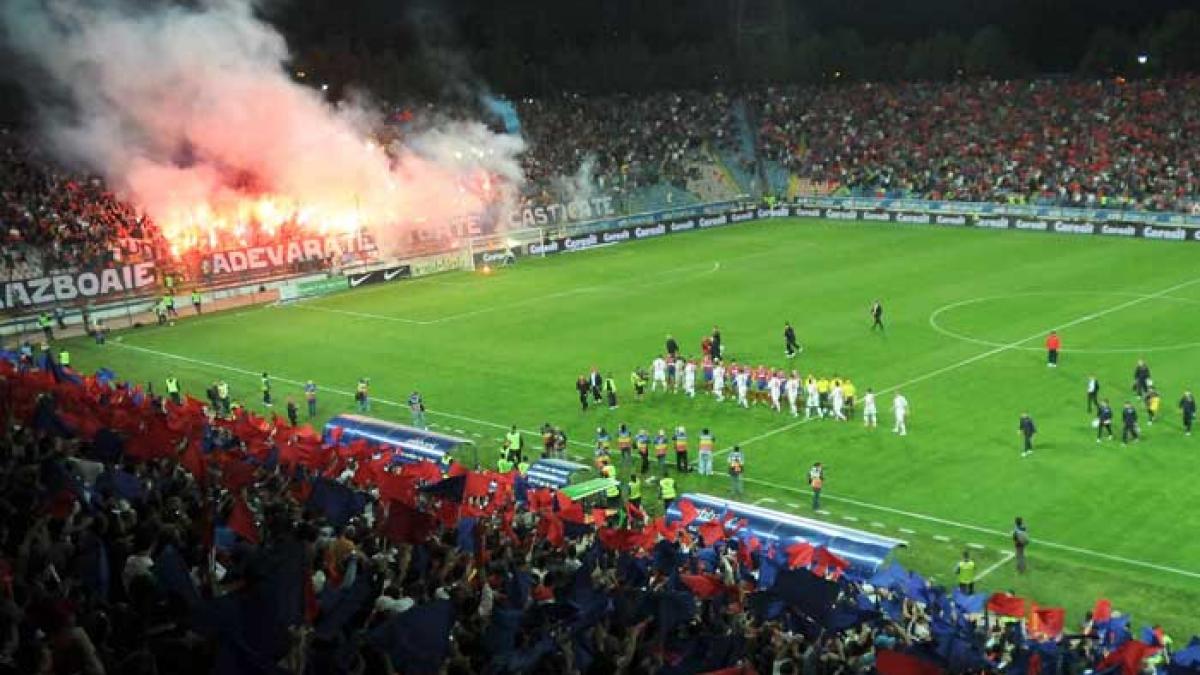 Steaua s-a reunit în pribegie.