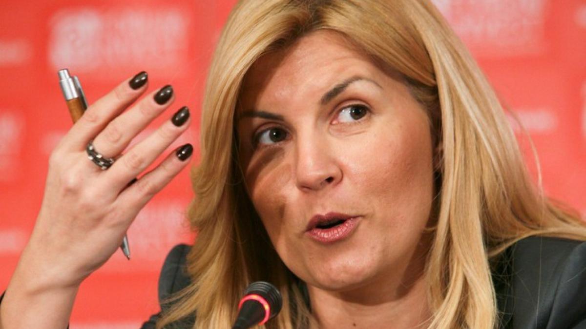 Udrea: "Am devenit o ţară de regalişti!"