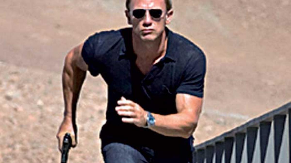 Daniel Craig revine în „Bond 23”