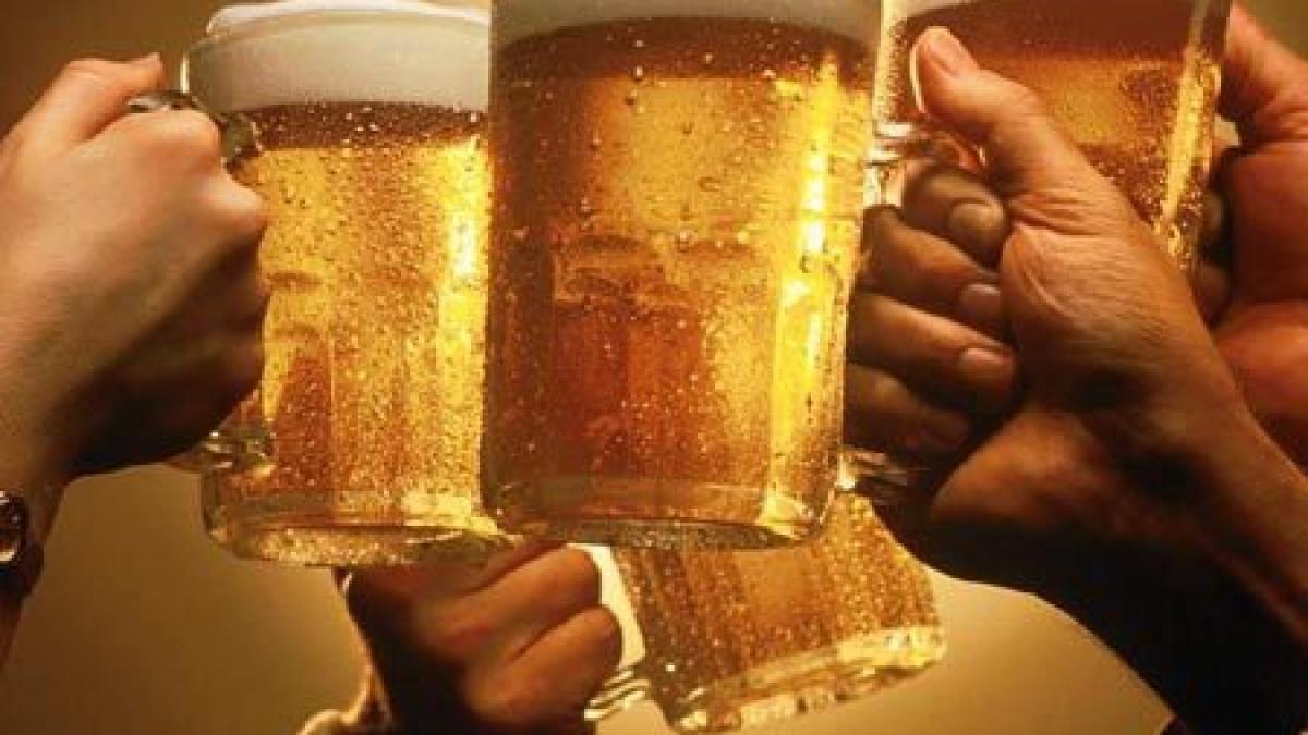 Gata cu distracţia: berea a devenit oficial alcool, nu mai e aliment în Rusia!