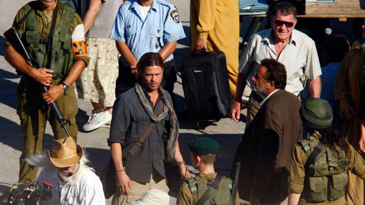 Brad Pitt luptă cu zombi în Malta