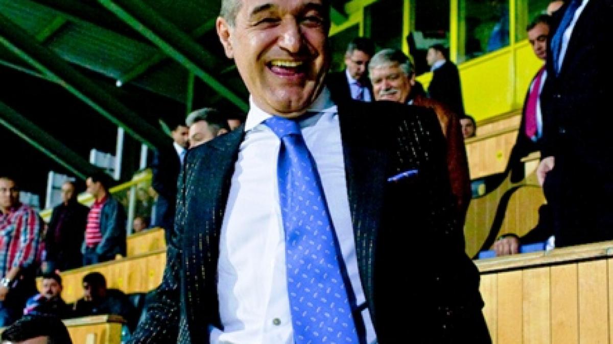 Gigi Becali anunţă transferurile lui Bourceanu şi Nikolici la Steaua
