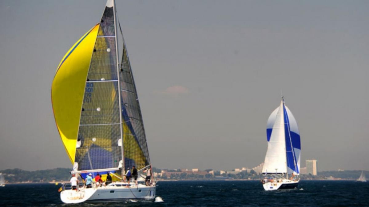 Om pe apă: Popa la Campionatul BMW de Yachting Offshore al României