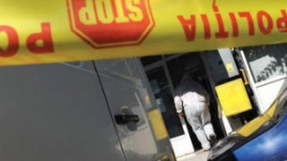 Afacerist băcăuan găsit mort în propria locuinţă
