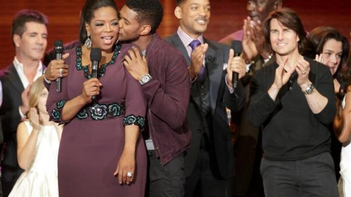 Oprah îşi ia la revedere de la publicul român