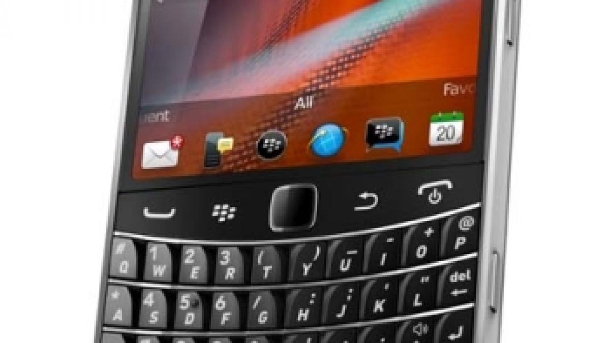 Bold 9900, “cel subţire”, la Orange