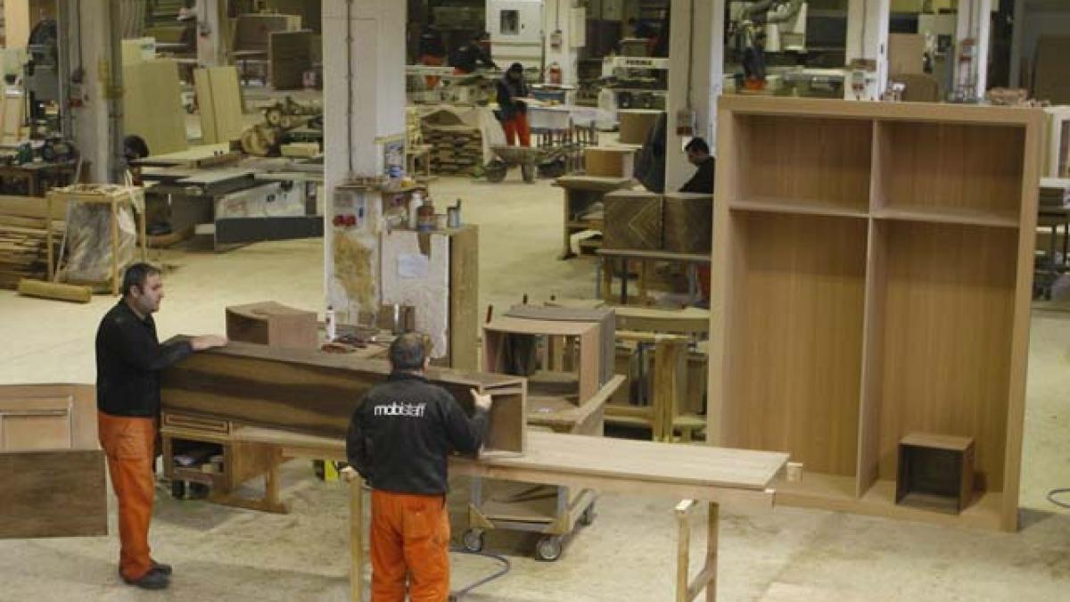 Exportul de mobilă a crescut în cinci luni cu 18%, iar producţia a urcat cu 3,8%