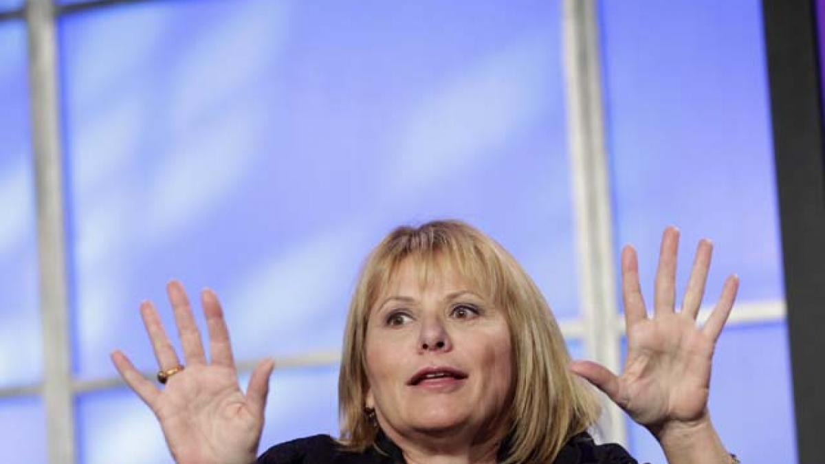 Directorul Yahoo, concediat prin telefon