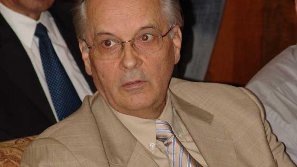 Un nou scandal la UMF Timişoara. Plimbări din bani publici pentru clanul Drăgulescu