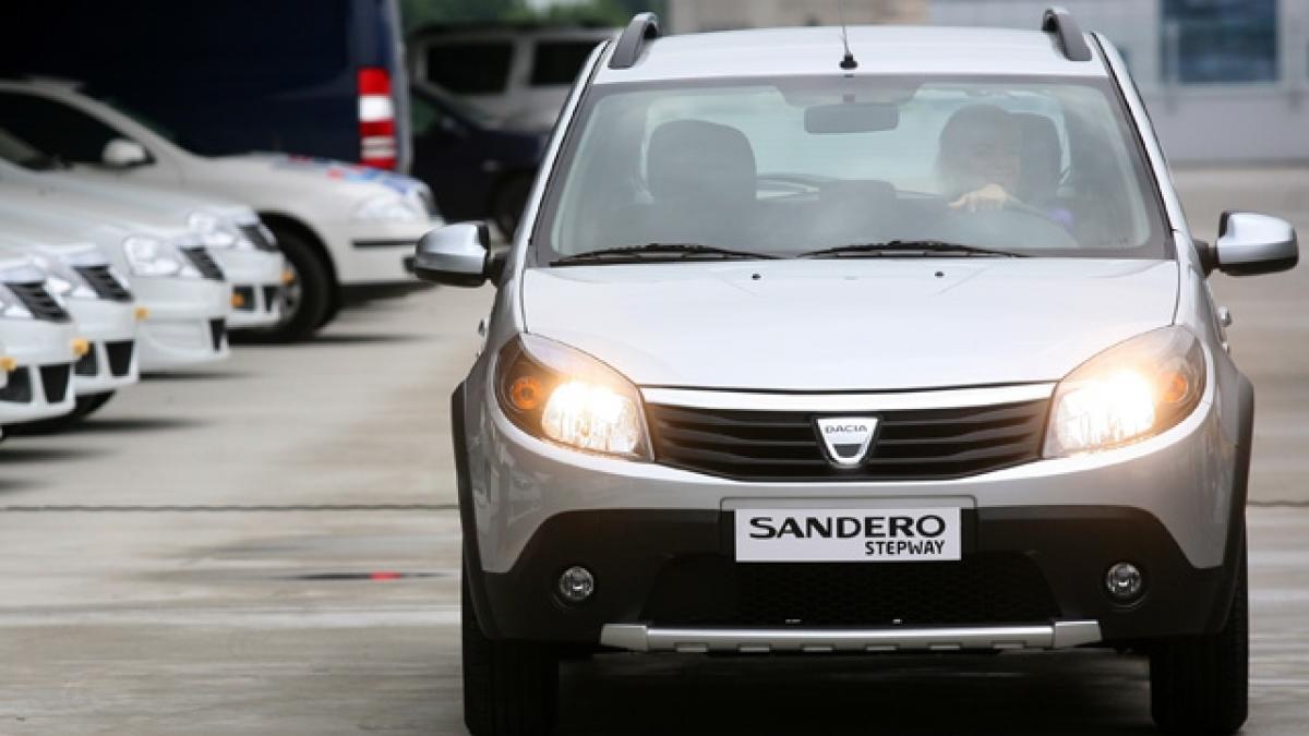 Dacia se vinde pe internet... dar în Italia