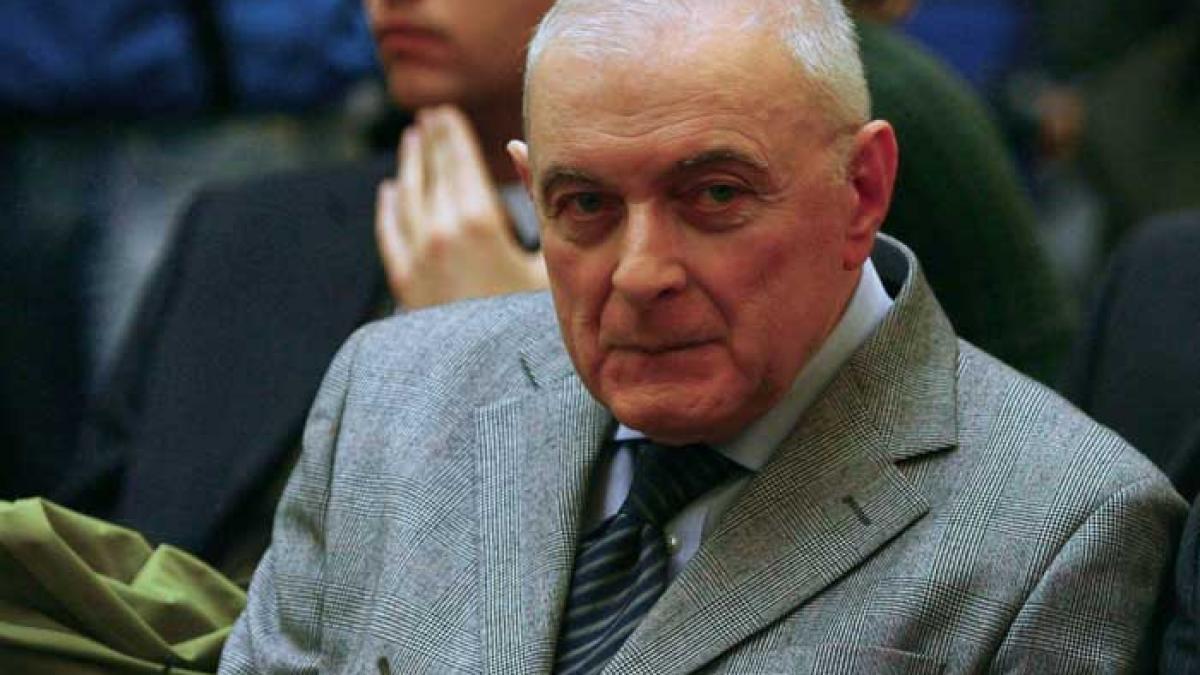 România ar putea trece la euro mai repede
