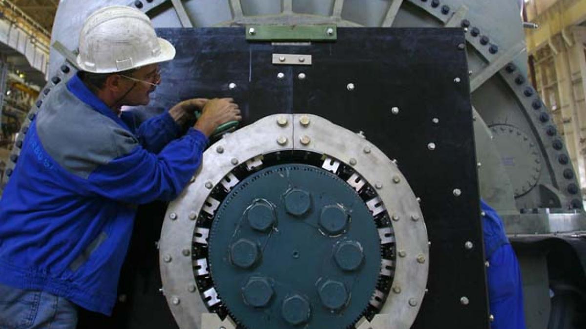 Defecţiune la centrala nucleară de la Cernavodă. Unul dintre reactoare este oprit