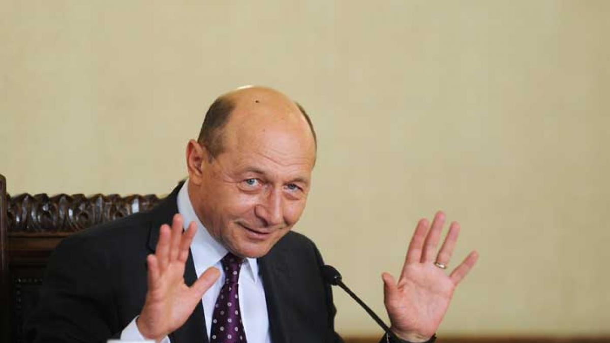Băsescu:”Nu avem bani pentru avioanele F16”