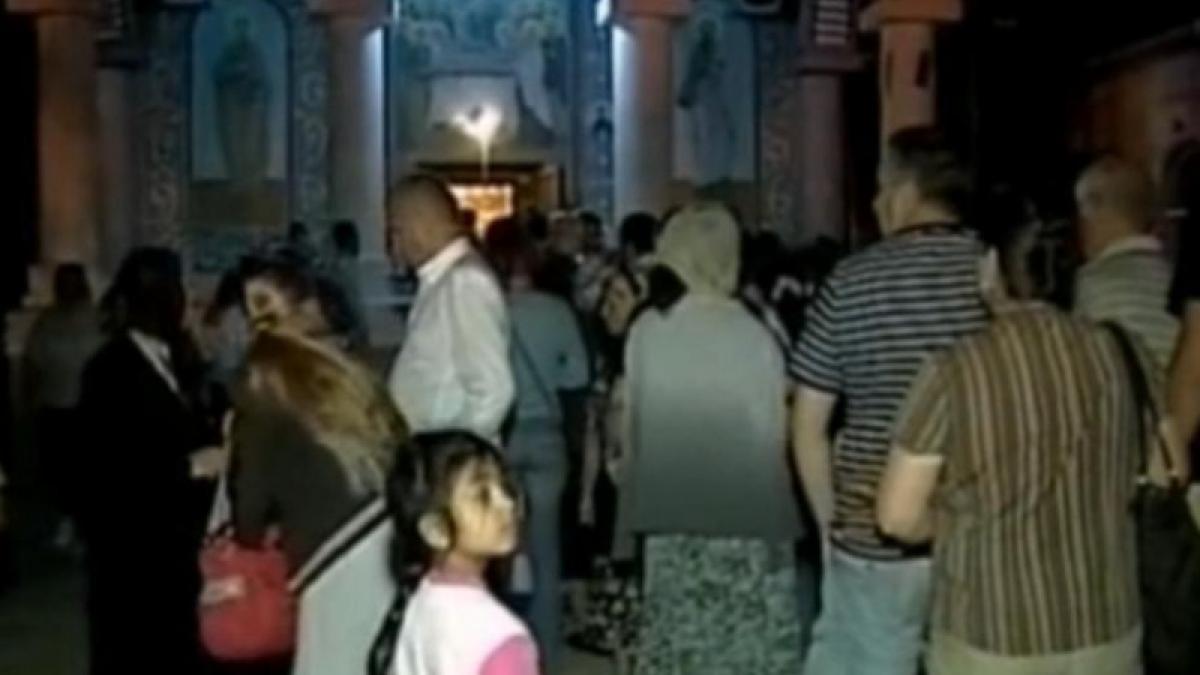 Cere şi ţi se va da! Moaştele a patru Sfinţi de pe Muntele Athos, aduse în Pipera la rugămintea lui Becali