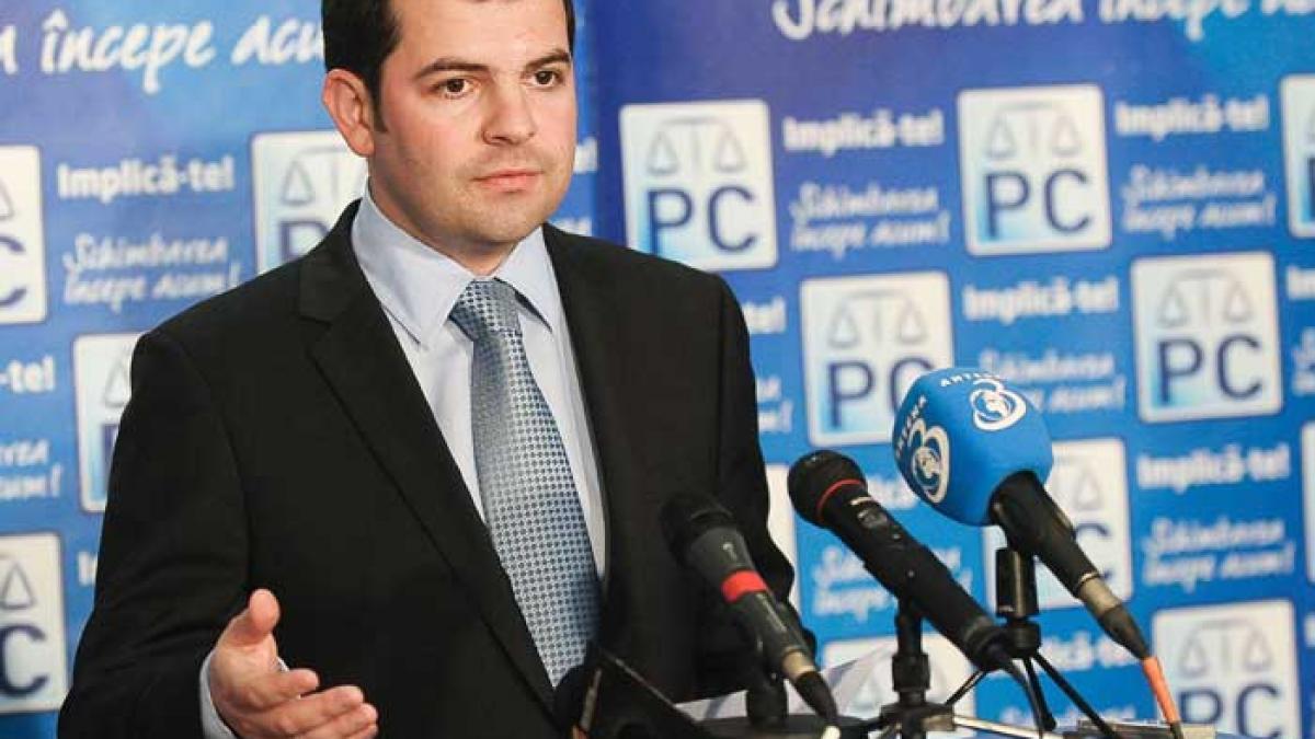 Piedone îşi forţează excluderea din PC