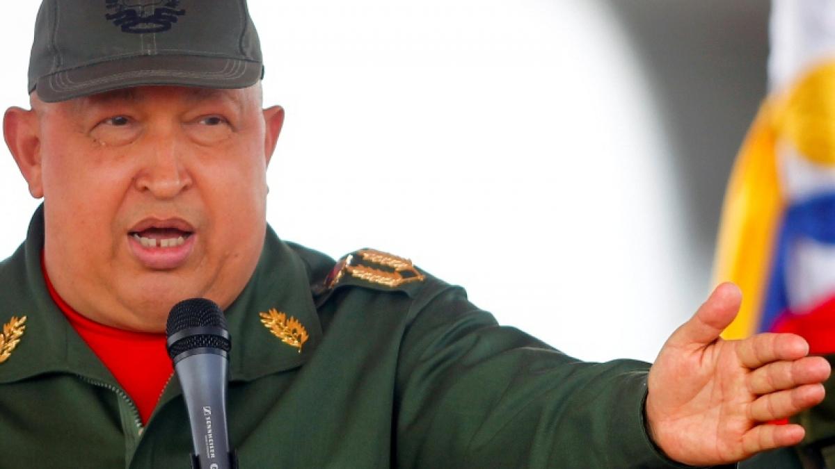 Chavez anunţă că s-a vindecat de cancer