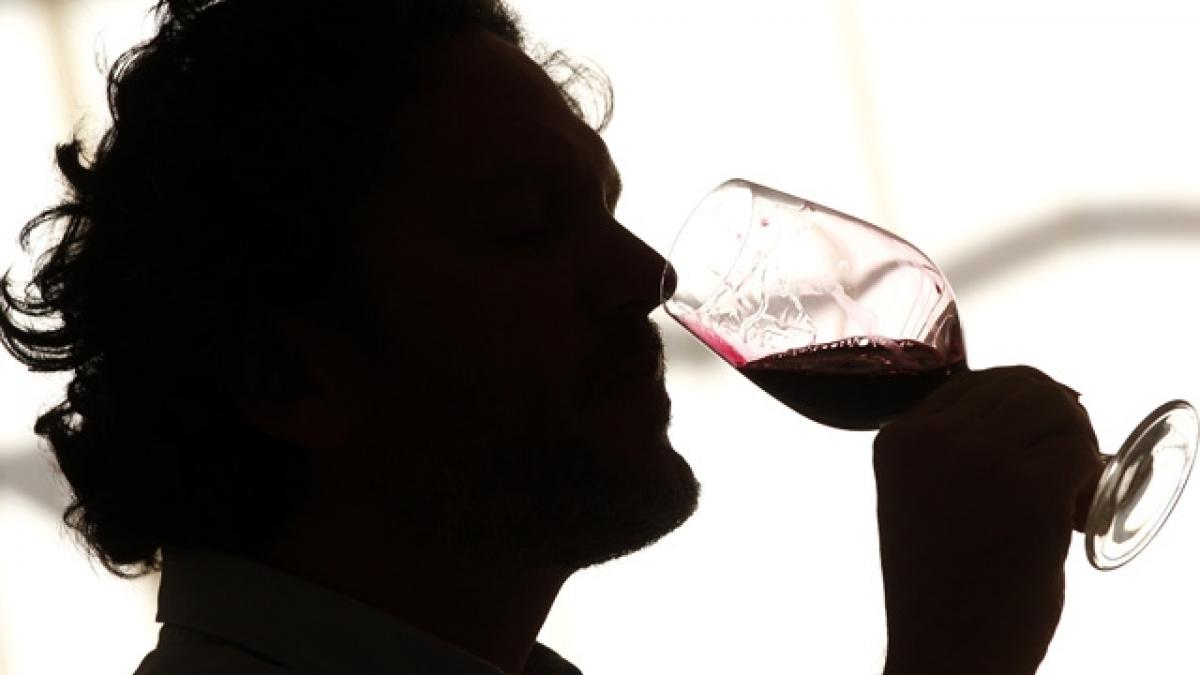 Vintest, un prim pas pentru vinurile româneşti