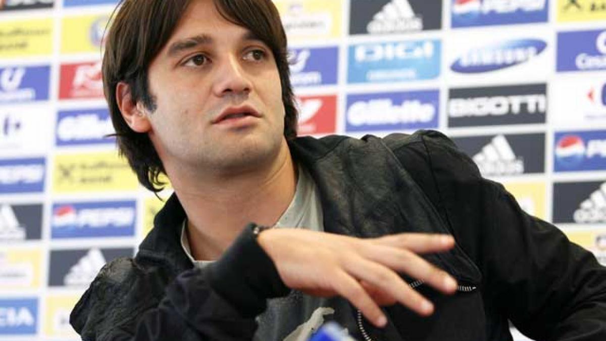 Ajax interesat de Chivu