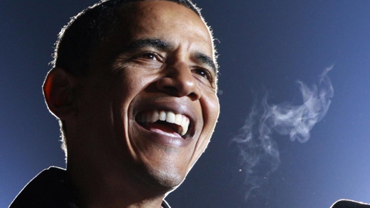 Obama îi îndeamnă pe americani să-i urmeze exemplul şi să se lase de fumat