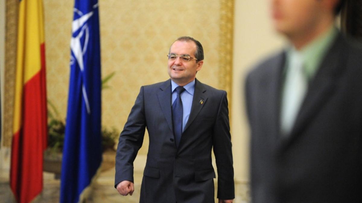 Emil Boc după adoptarea proiectului de buget: "Paza bună trece primejdia rea"