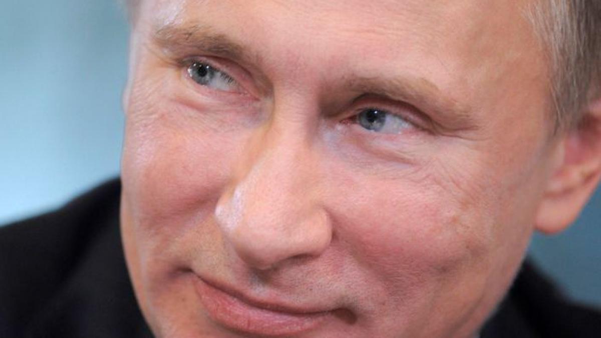 Vladimir Putin: Accept să candidez la prezidenţialele din 2012
