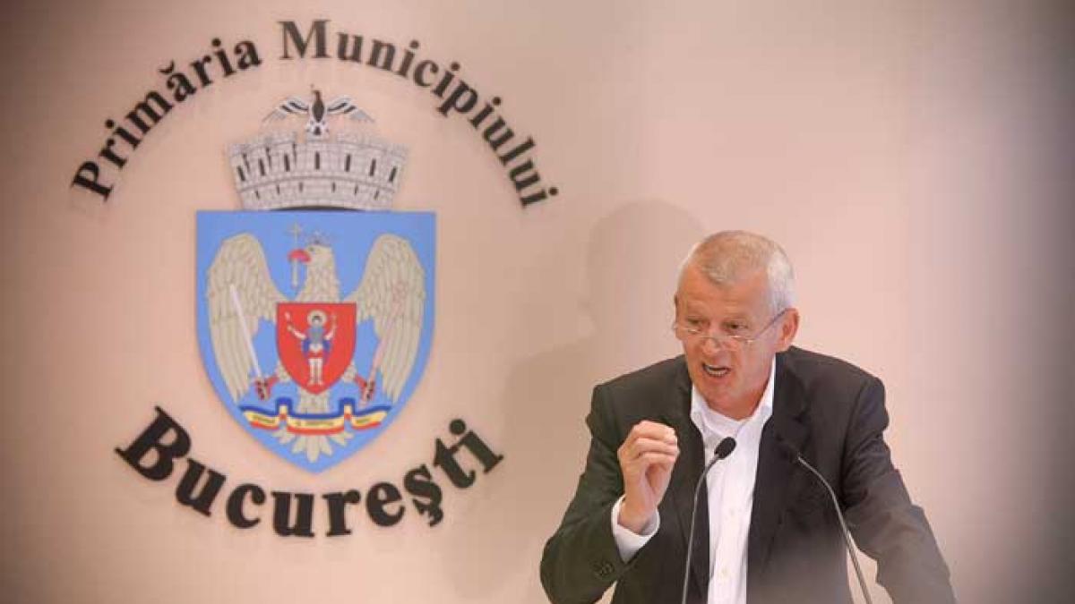 Bugetul Capitalei a fost  redirecţionat spre găuri negre