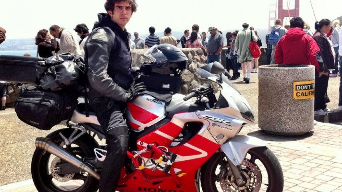 "Dacă ar fi să mai am un accident, tot în România aş vrea să-l am". Aventurile unui pakistanez călcat de o maşină la noi în ţară