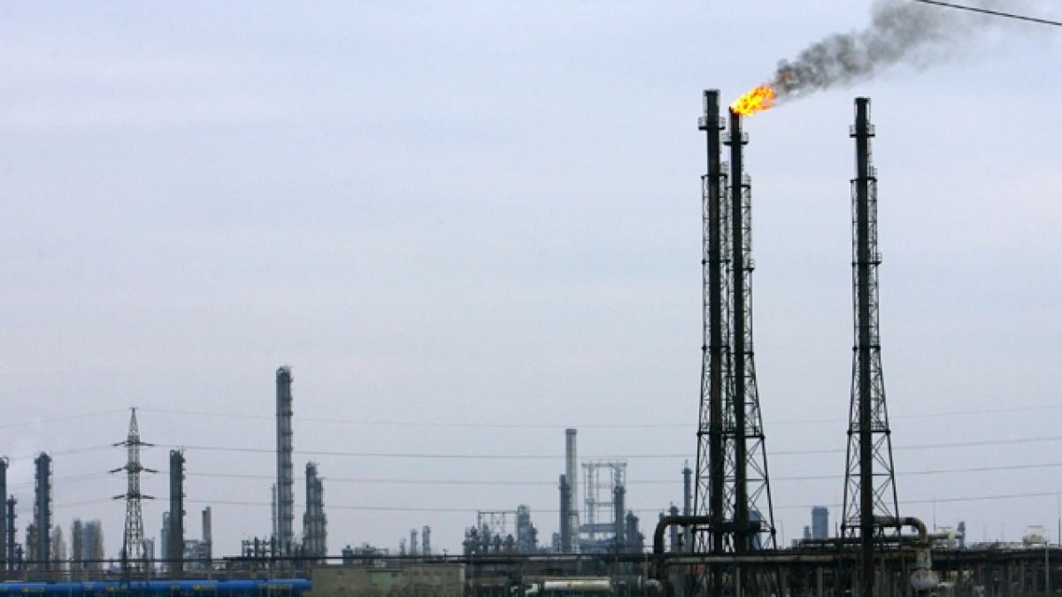 ANRE mai scumpeşte o dată gazul pentru industrie, acum cu 5%