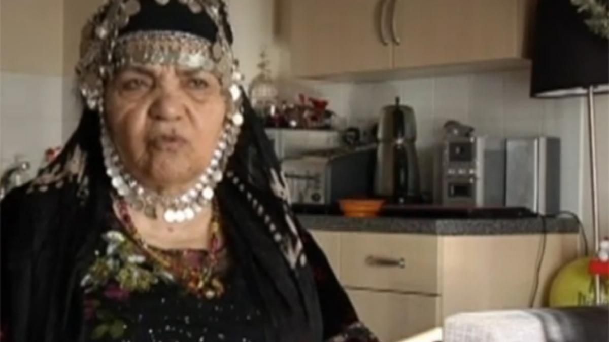 O irakiană de origine kurdă a devenit celebră la 75 de ani (VIDEO)